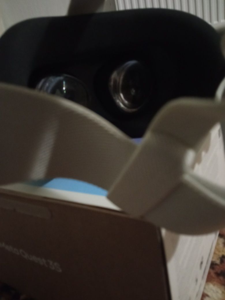 Oculus quest 3s продаю