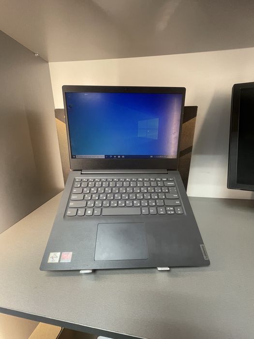 Lenovo V14 офисный ноутбук