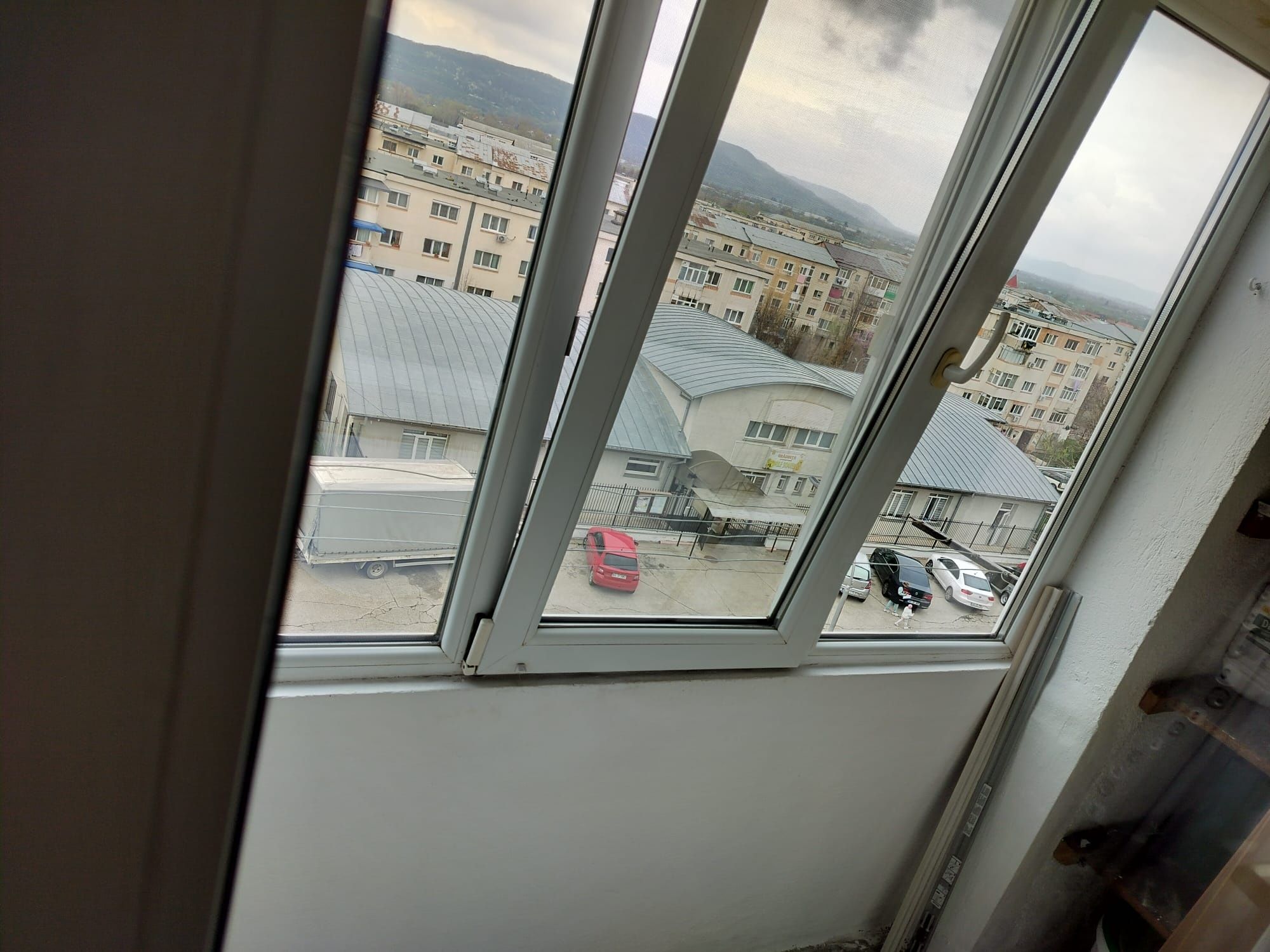 Proprietar vând garsoniera confort 1 Mioveni