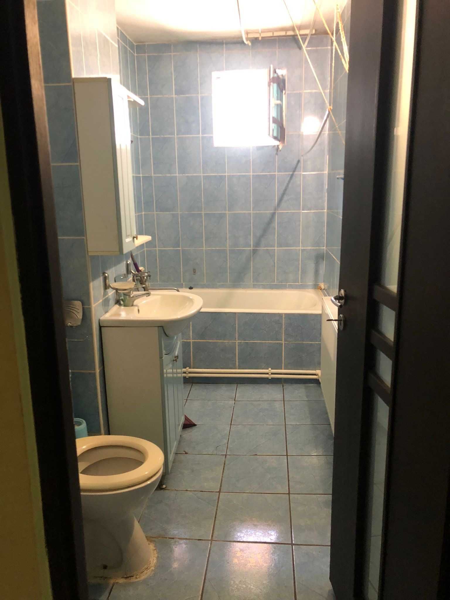 Apartament 3 camere - Brad, HD