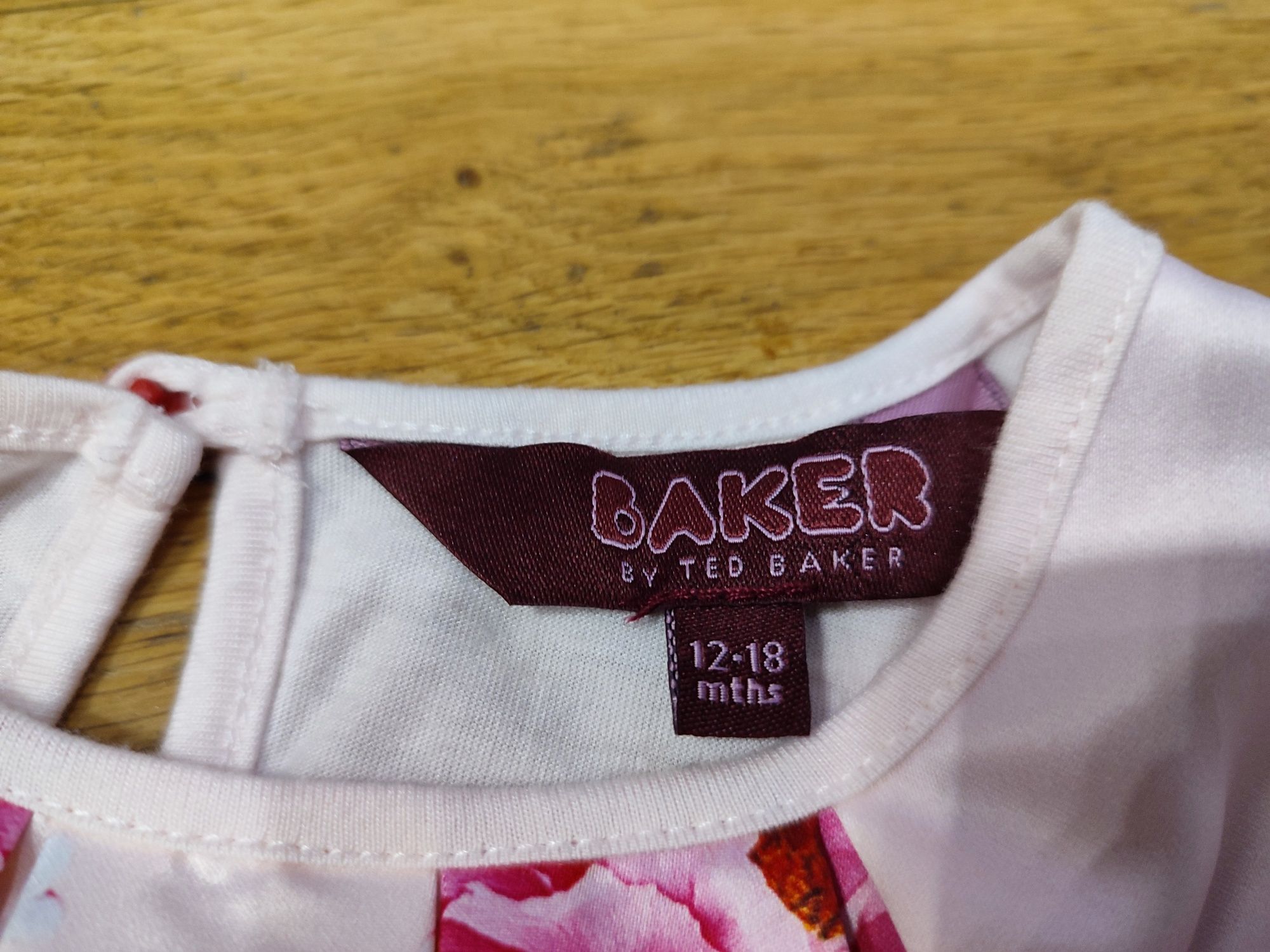 Ted Baker бебешка официална рокля размер 86