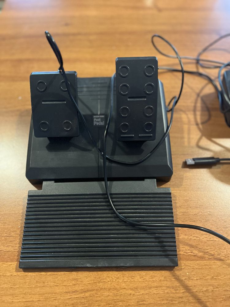 Volan ps4 si pc ca si nou