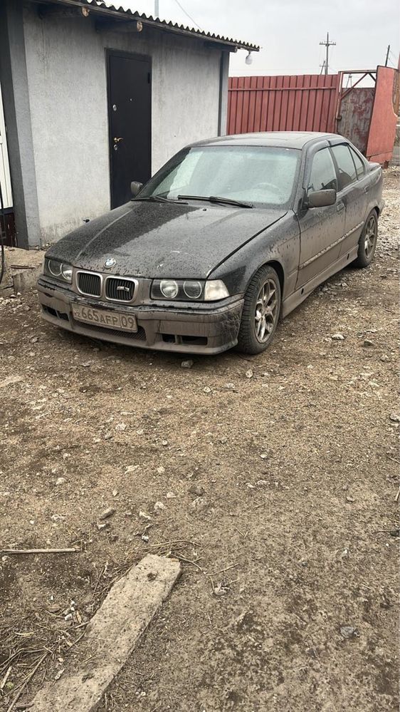 Bmw e36 / бмв е36 2,5 автомат