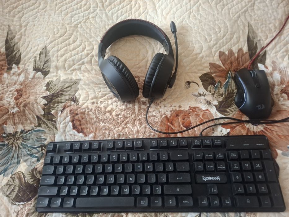 Calculator de gaming, Monitor de gaming, kit de gaming, 2 controlere