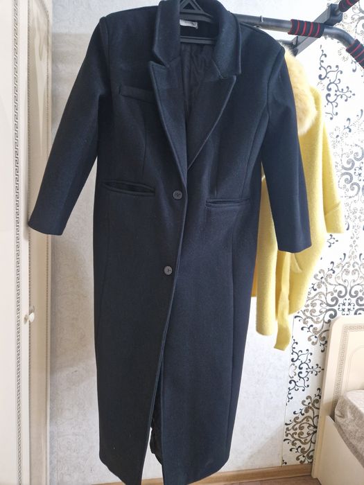 Продам зимнее черное пальто