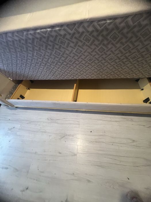 Vand canapea extensibila