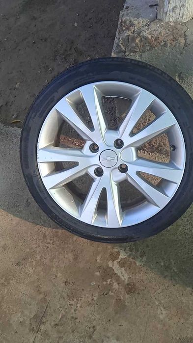 Sotiladi R 17 singan sivarka joylari yo'q