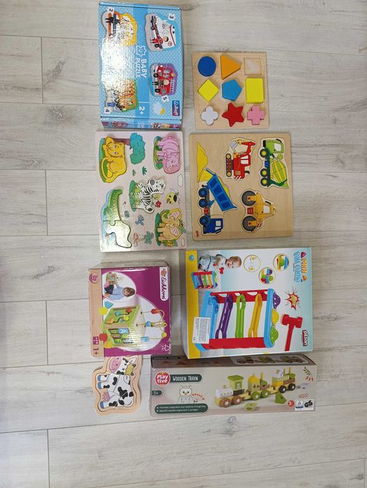 Комплект бебешки пъзели дървени играчки Goki Play Time Trefi Eichhorn