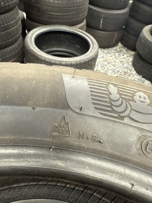 Anvelope de iarna 215/55 R17