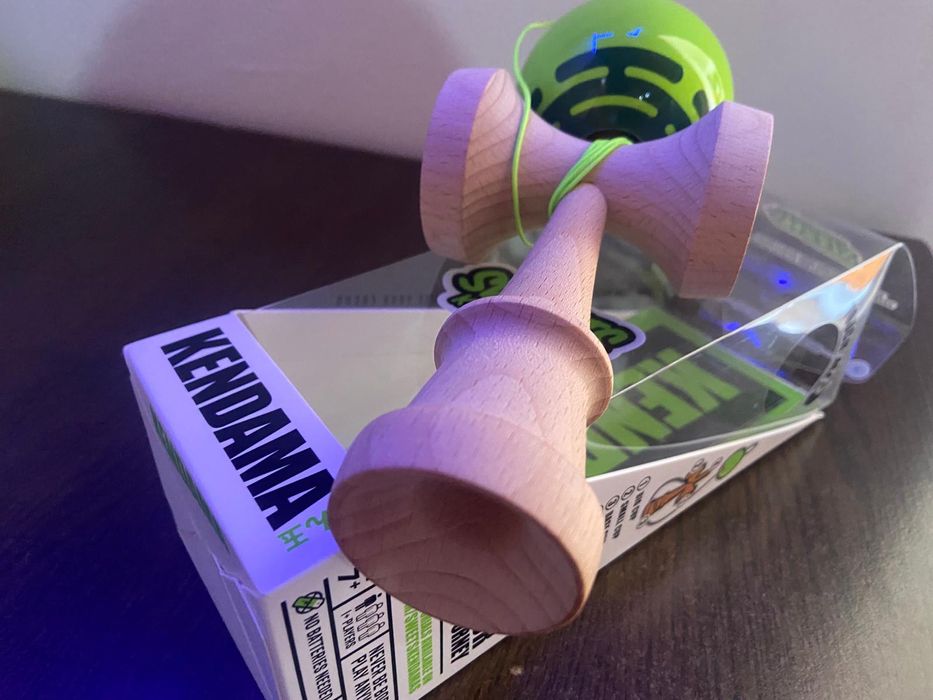 Kendama SWEETS Prime Radar Green