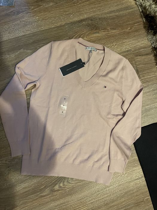 Pulovere tommy Hilfiger dama