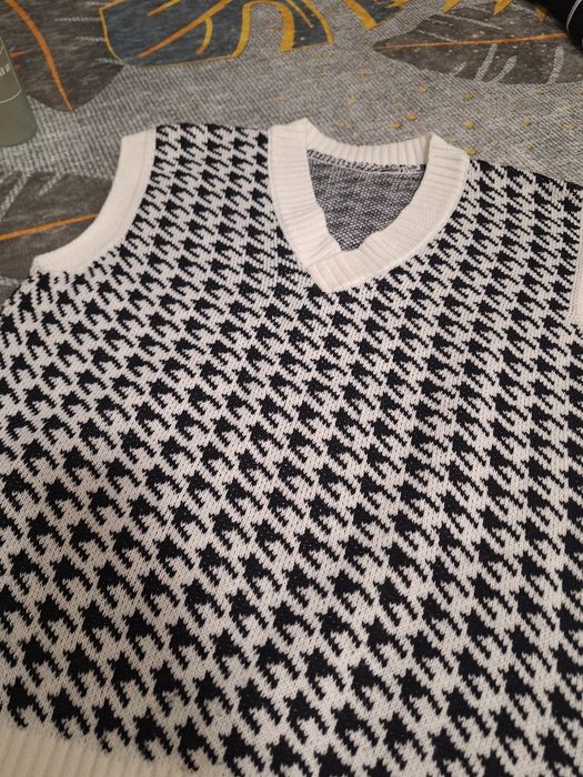 Безрукавка женская