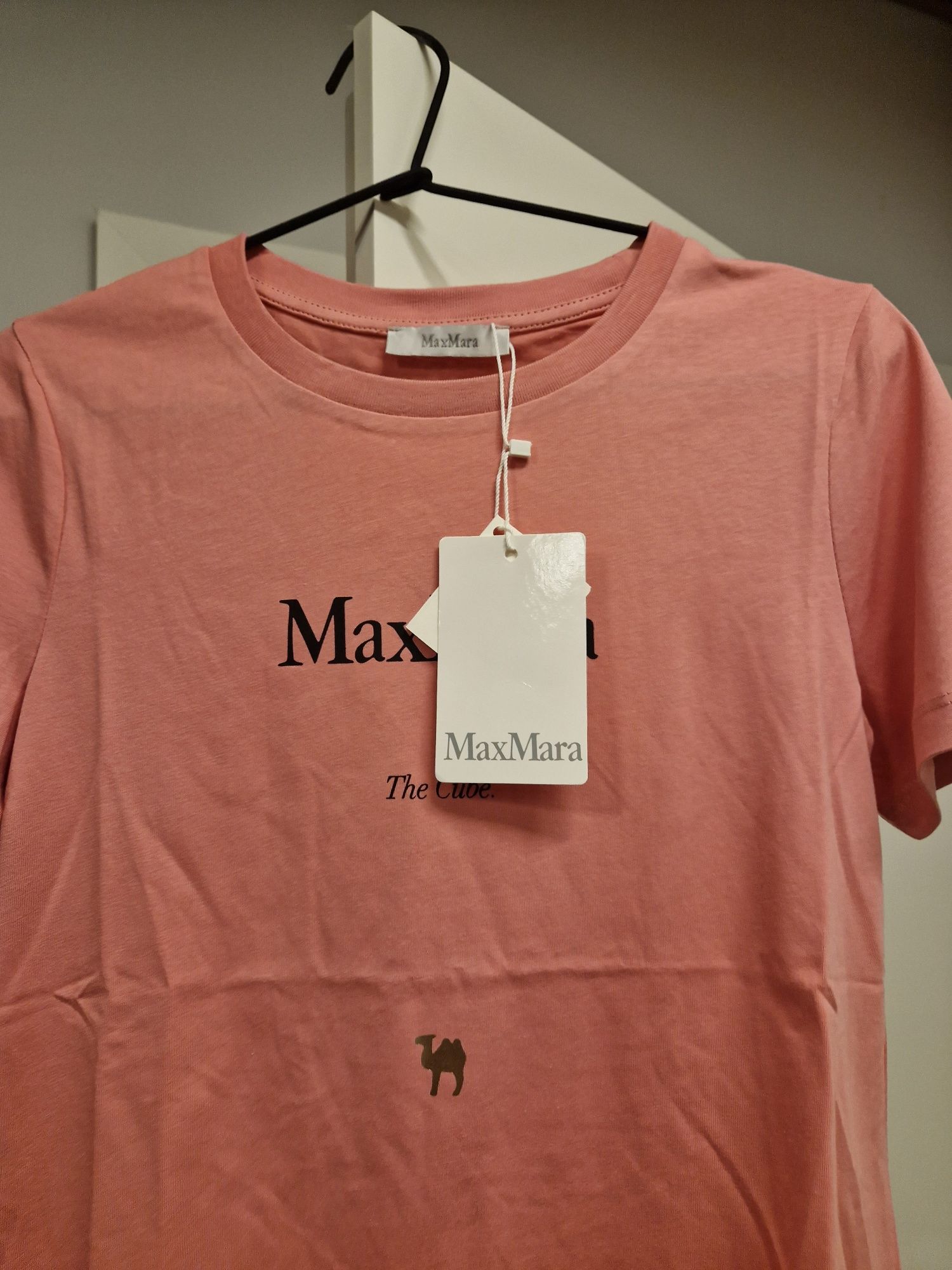 Тениска Max Mara размер S с етикет!