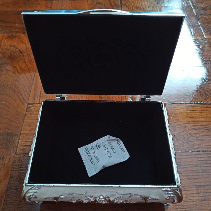 Caseta bijuterii Sevda placata cu argint