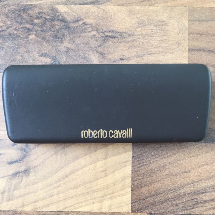 Солнцезащитные очки Roberto Cavalli