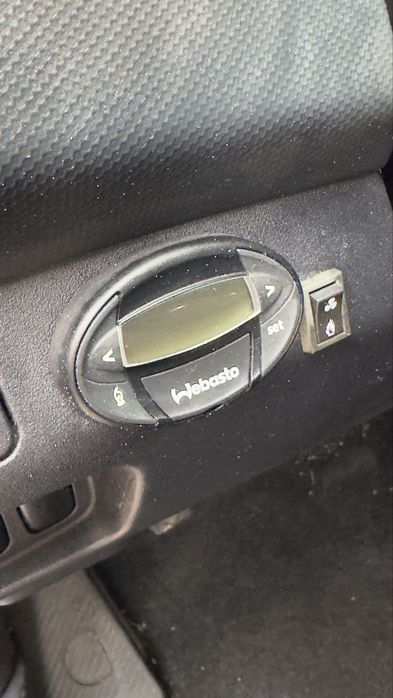 Mitsubishi outlander 2.0 diesel 4x4 la buton doar 137.000 km