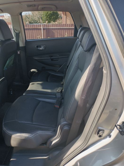 Vind Nissan Qashqai