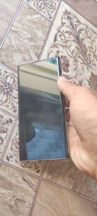 Samsung s22 ultra sotiladi