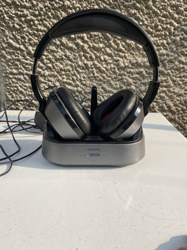 Продавам слушалки PHLIPS SHC8535/10