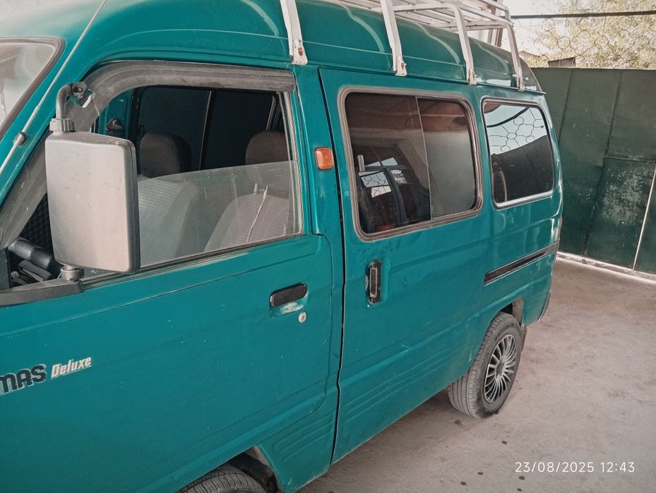 Modeli Damas yili 2000