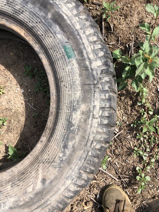 Piesa cauciucuri remorci 750 ,825,900,1000 pe r 20