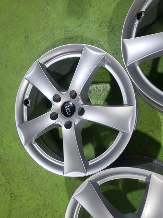 17 5x112 Audi A4 A3 лети джанти 5х112 ауди