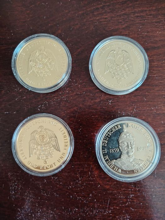 Medalii germane placate cu aur.