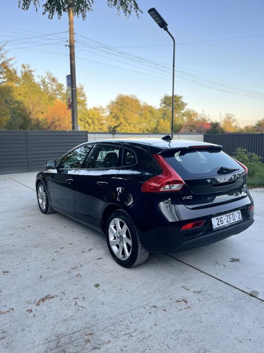 Volvo V40 2013 - 1.6 hdi / Istoric Volvo