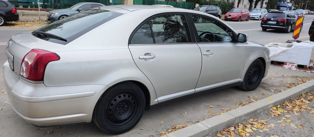 Toyota avensis T25