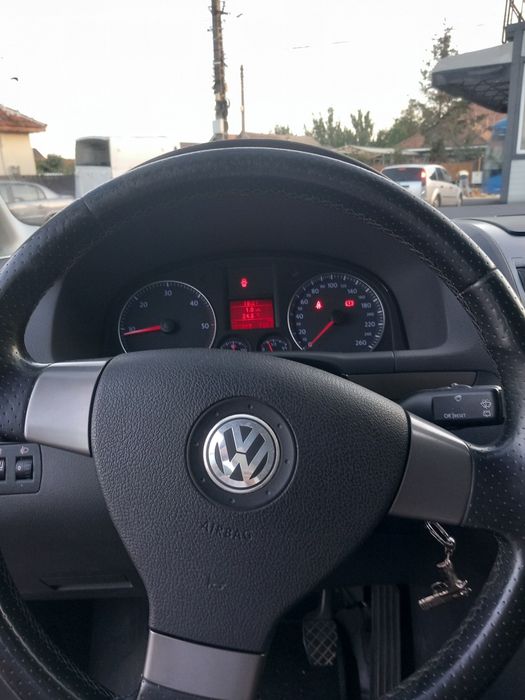 Volkswagen Cross Touran