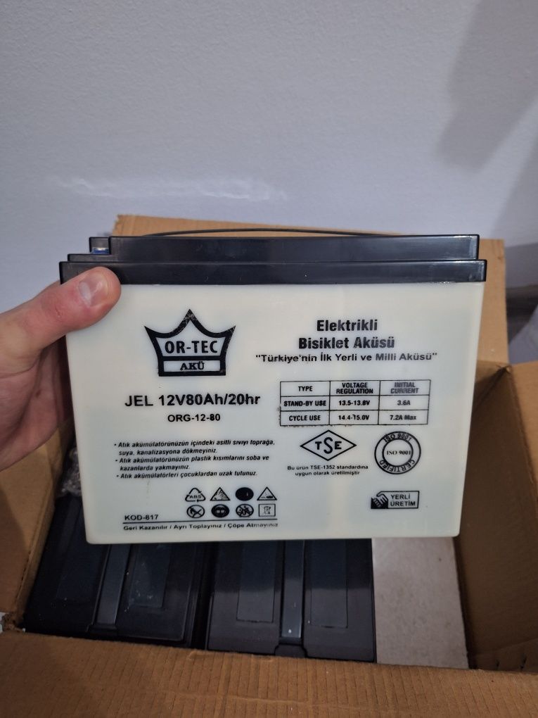 Baterii scuter,triciclu etc tip gel 12v 80ah