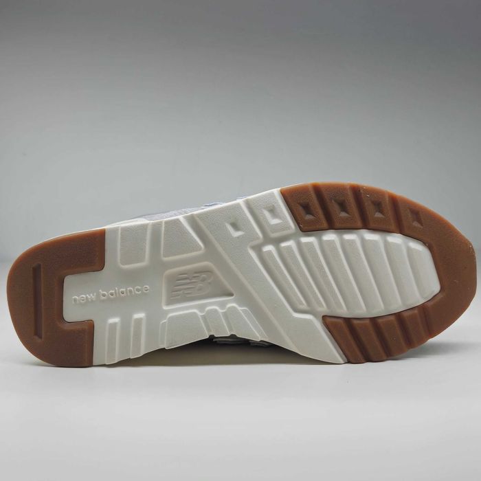 *SALE* New Balance 997 Marblehead/ Starlight 39 1/2 EU