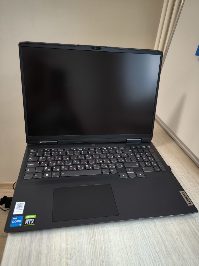 Lenovo IdeaPad Gaming 3 16IAH7