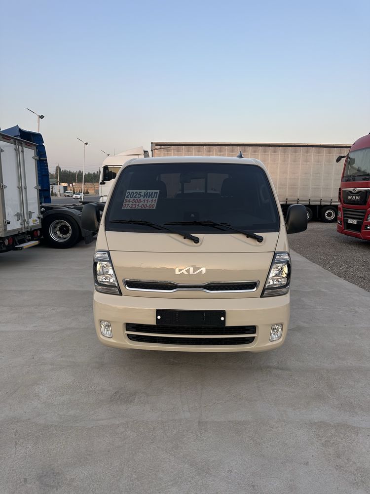 Kia Bongo  sotiladi