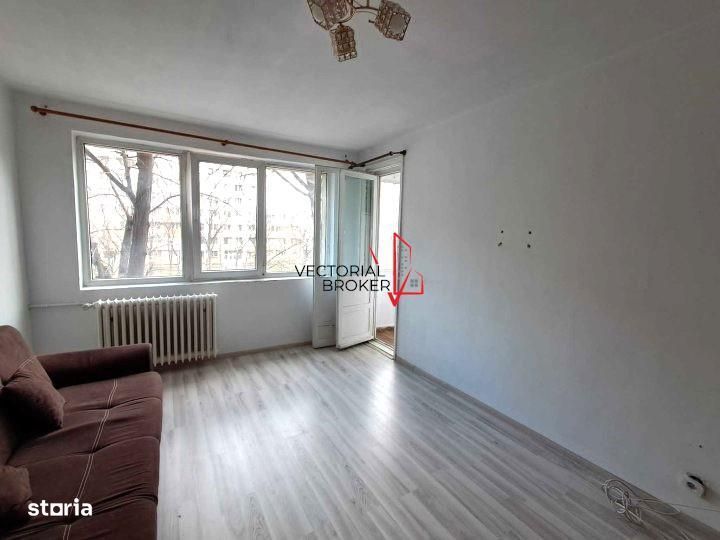 Apartament et.2\/10 in bloc stradal, zona verde Colentina