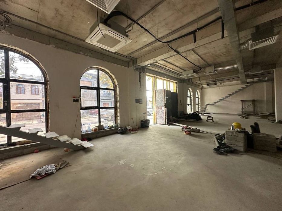 продается помещения Глинка, 2400м2