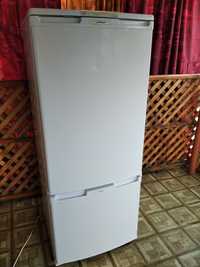 Холодильник Двухкамерный Бирюса