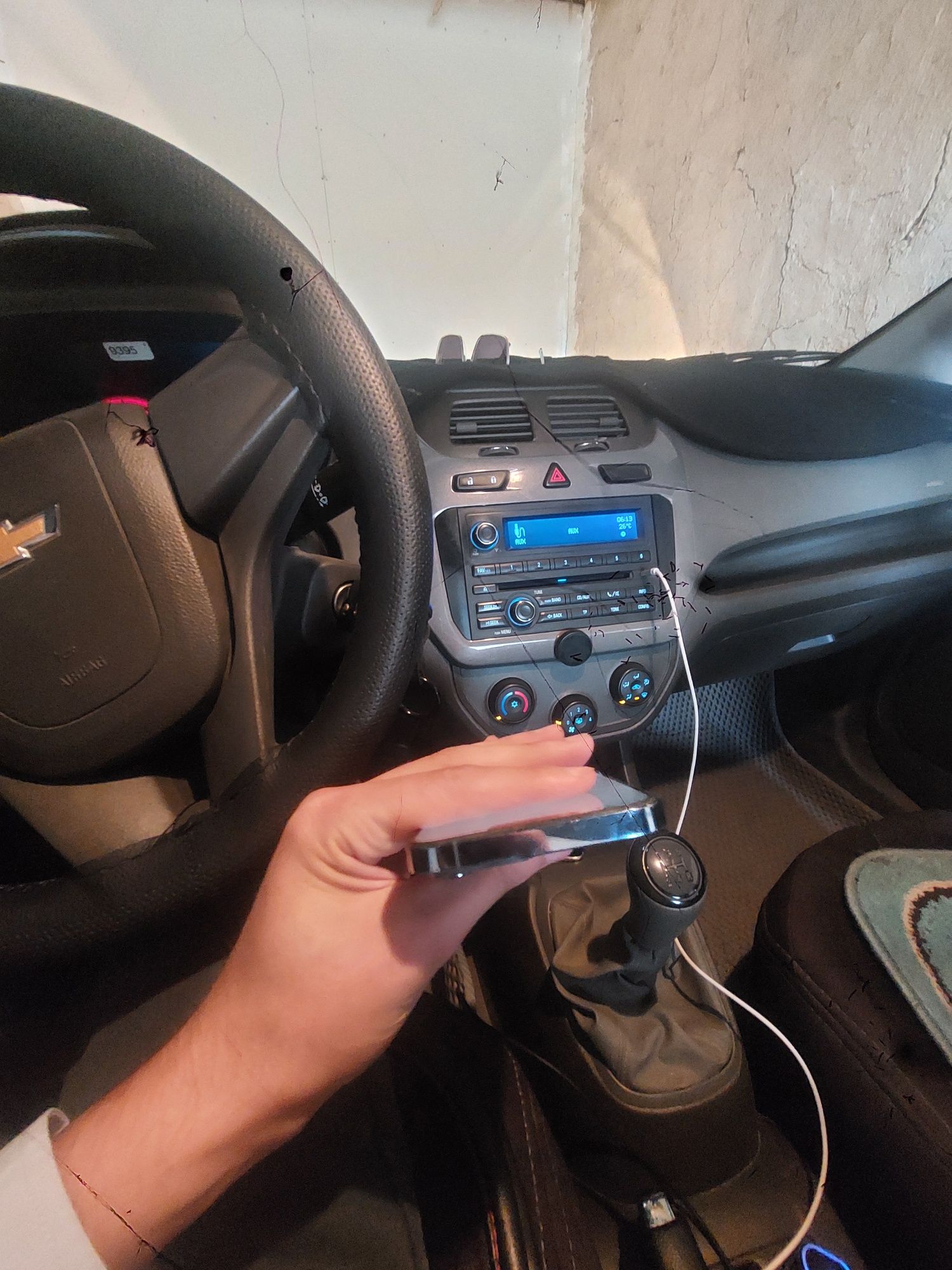 Ayfon 13 pro max radnoy