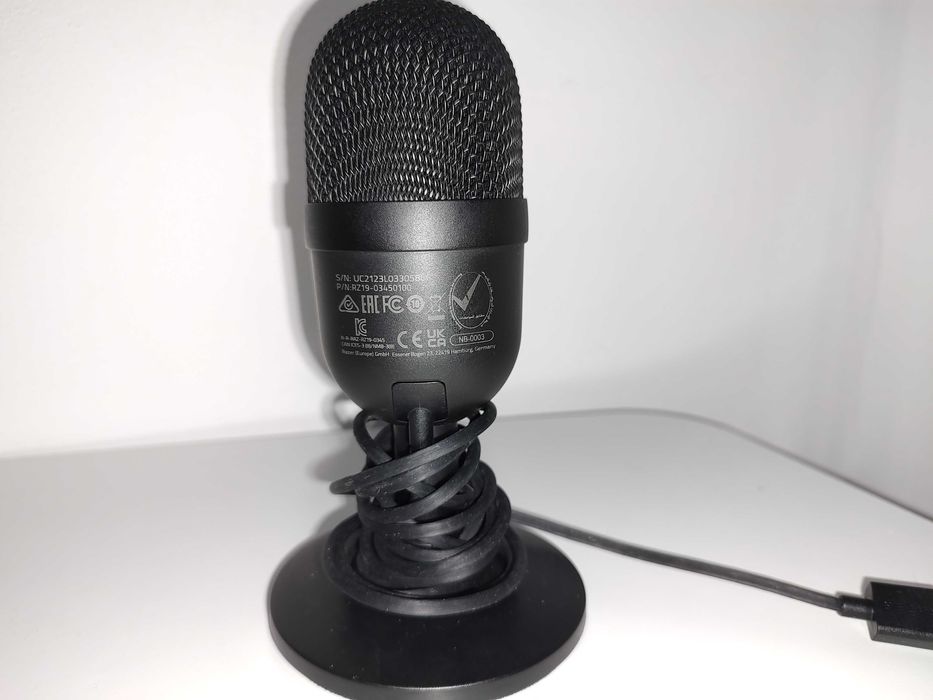 Microfon gaming razer siren mini