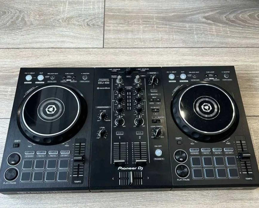 НОВЫЙ PiIONEER ddj 400. 240к