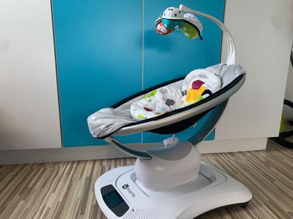 Луксозна бебешка люлка MamaRoo 4 – перфектно състояние!