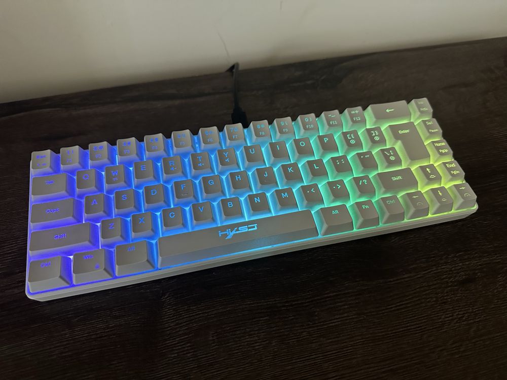 Tastatura HXSJ V200 (68 key RGB)