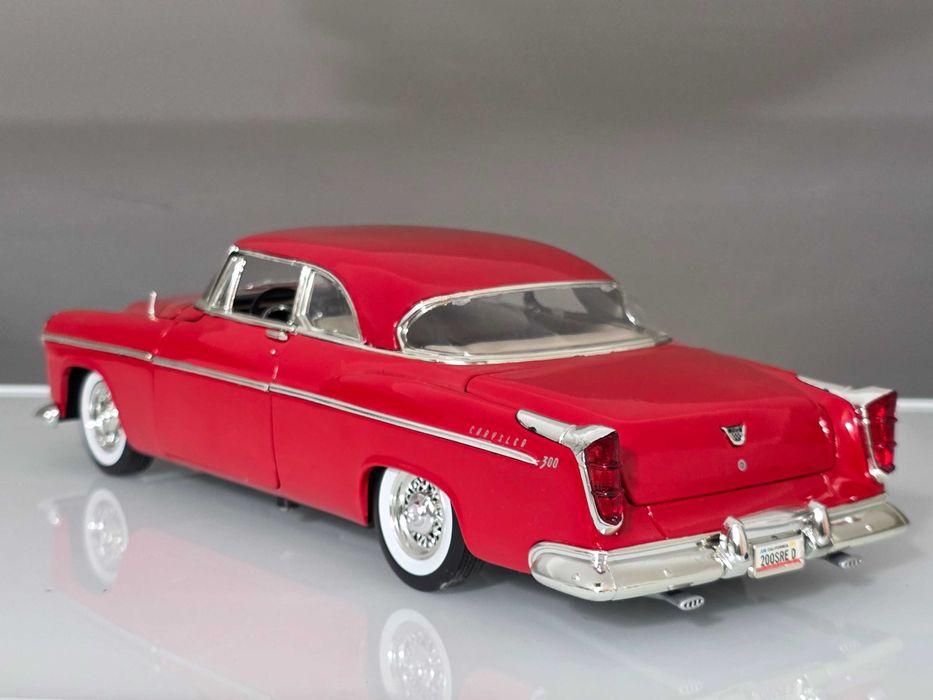 Macheta Auto 1/18 Motor Max Chrysler C300