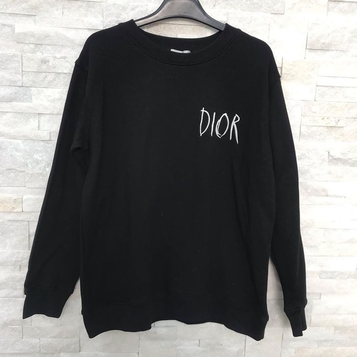 Толстовка женская Christian Dior 
Christian Dior
Толстовка женская Ch