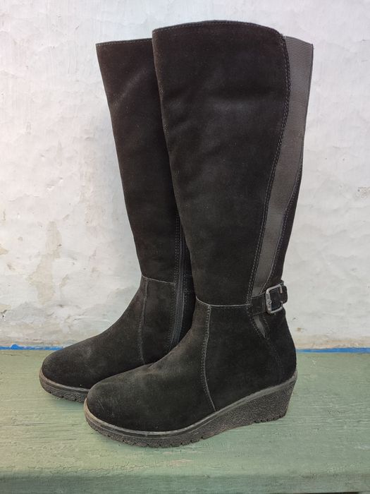 Продаю сапоги теплые