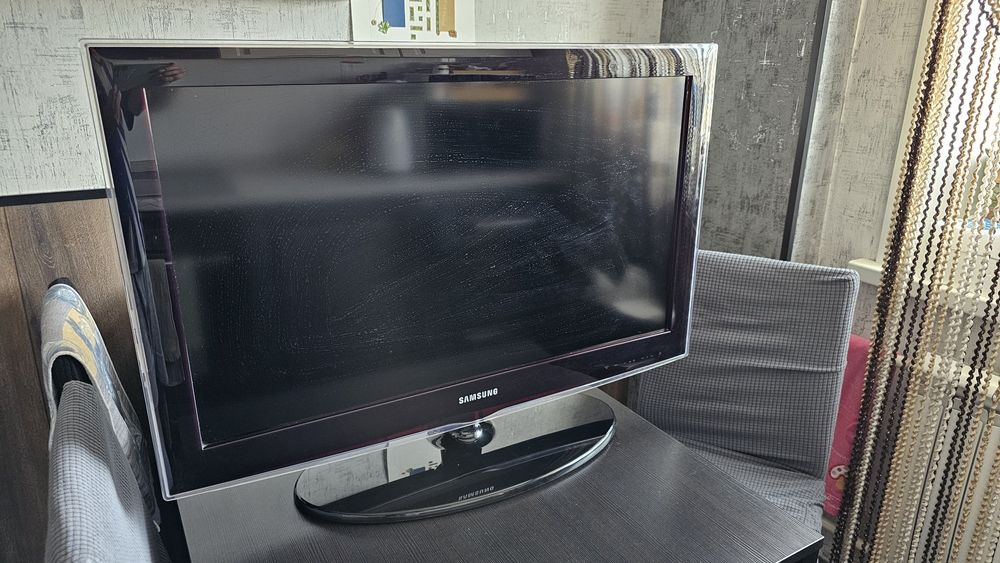 Телевизор Самсунг 32"