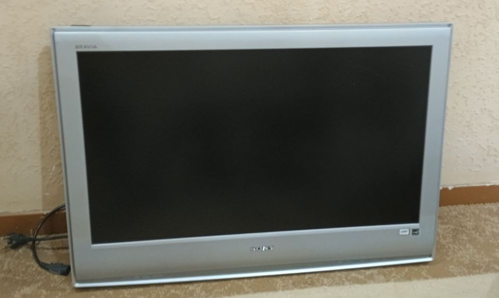 Продам телевизор