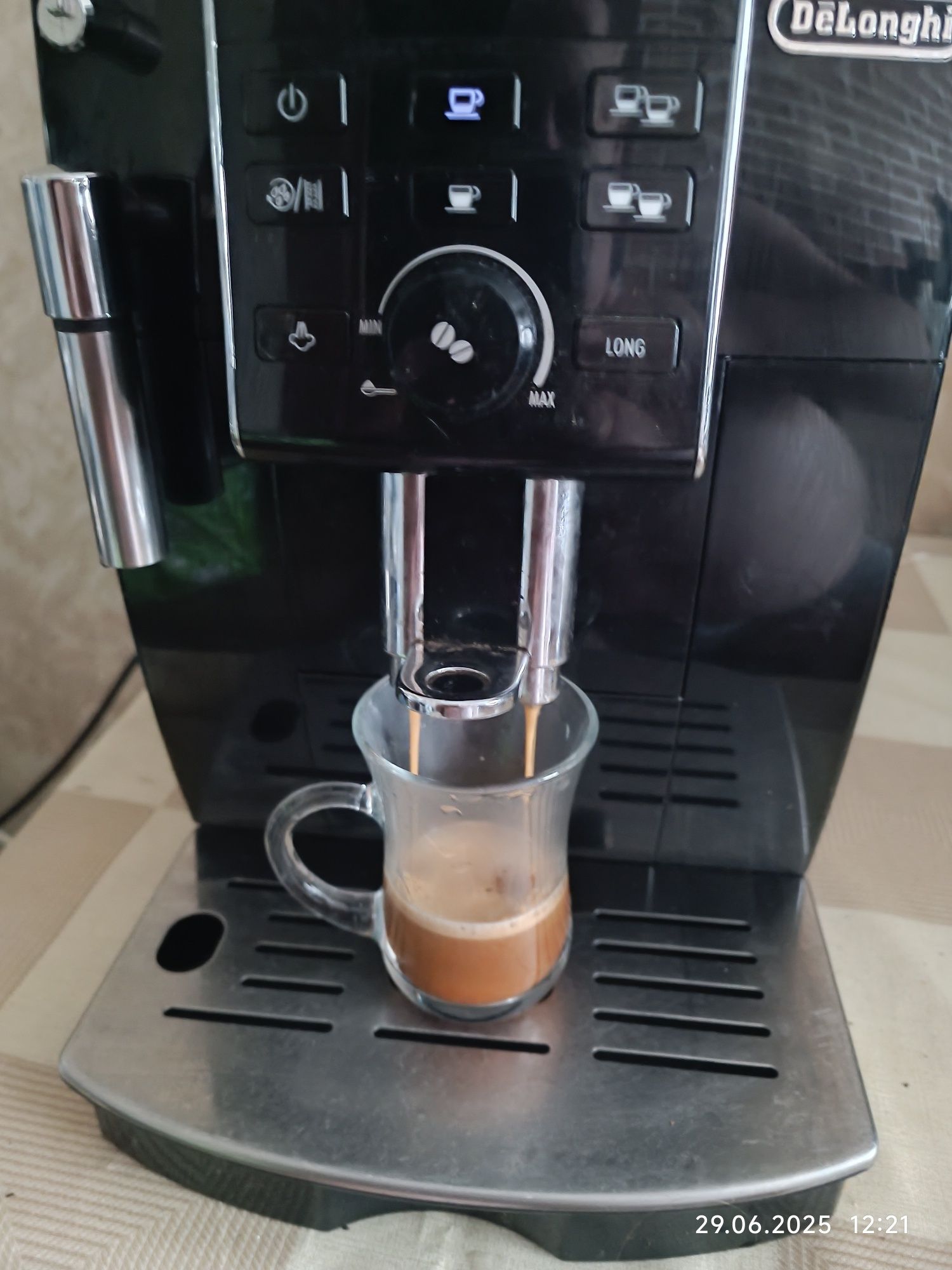De'Longhi ECAM 13.113.B Magnifica Eco