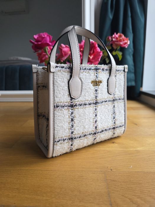 Geanta Guess tweed