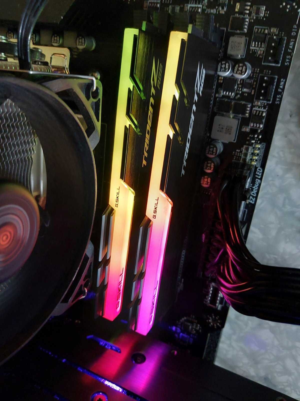 32GB DDR4 4000, 3866Mhz G.Skill TridentZ RGB, CL18 RAM памет
